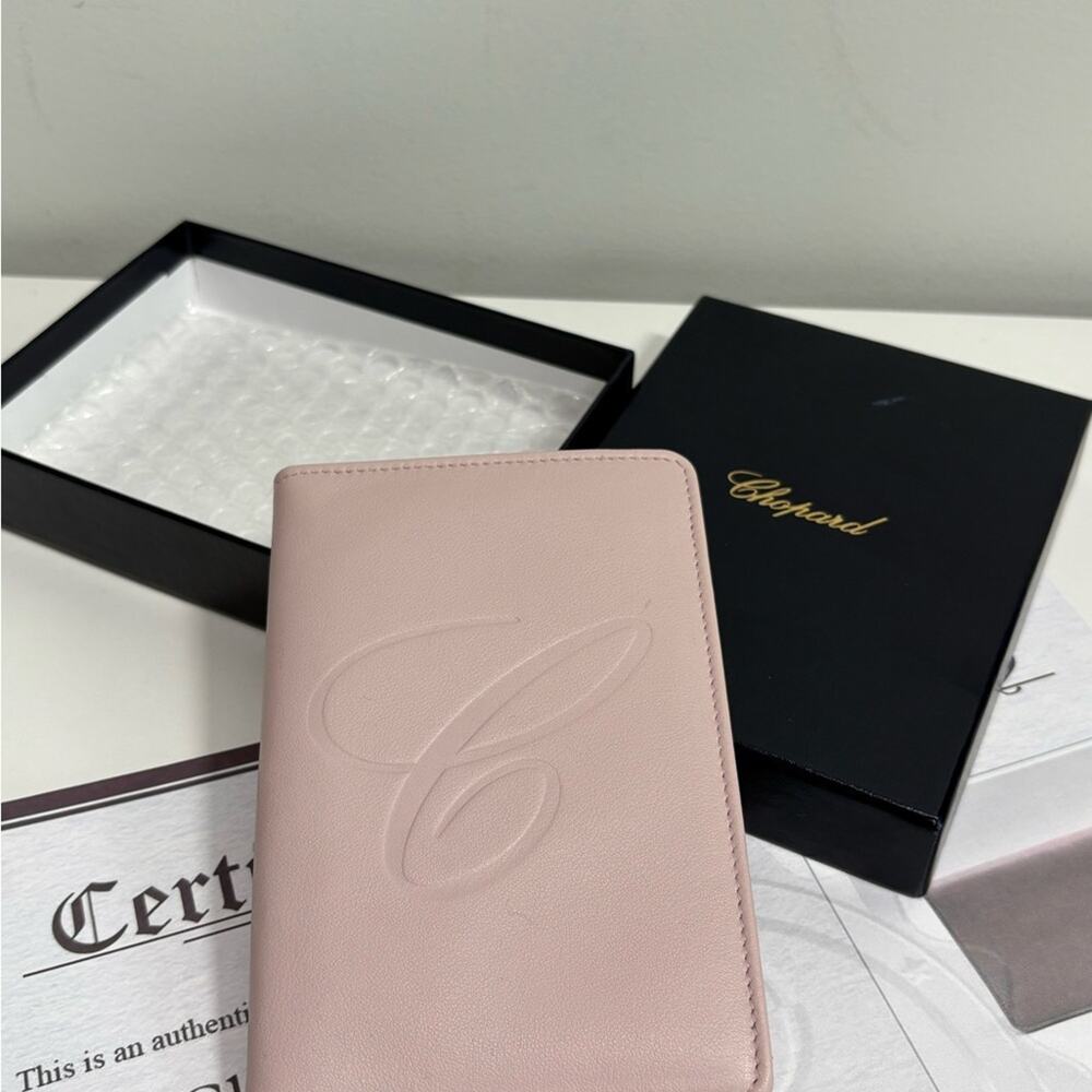 Authentic CHOPARD Pink leather card and passport Wallet w/ box andcertificate